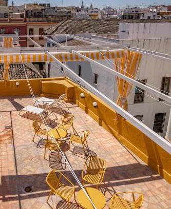 Feria Apartment | Quintana Acacias by Valcambre