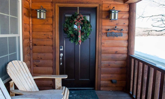 Northville Cabin | Quintessential Adirondack Getaway along Sacandaga River