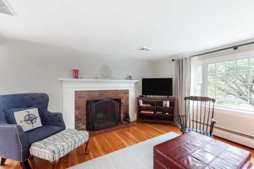 Falmouth House | Quintessential Cape Cod Vacation