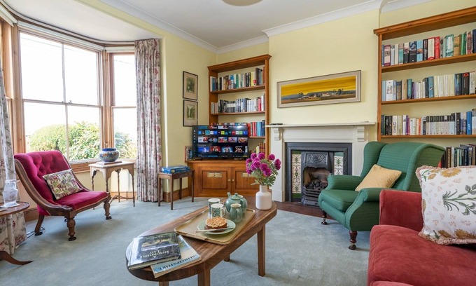 Ludwel House | Quintessentially English 3-Bed Home in Ludlow | Pass the Keys