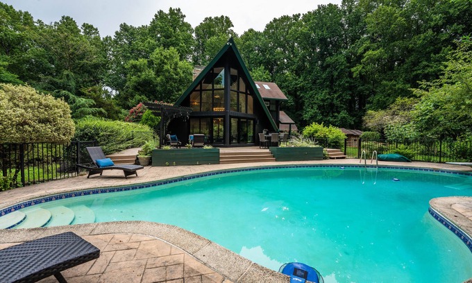 Fredericksburg House | Quirky A-frame in Certified Wildlife Habitat