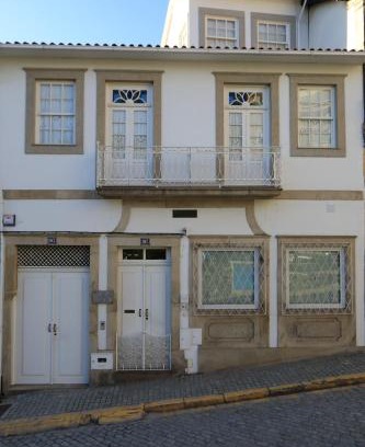 Peso da Regua House | Régua Pine House