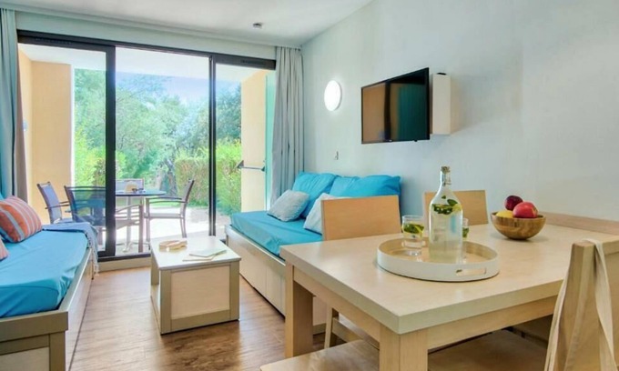 Les Restanques Apartment | Résidence Pierre & Vacances Les Parcs de Grimaud*** - Studio for 4 people - 1 sleeping area - Terrace or balcony