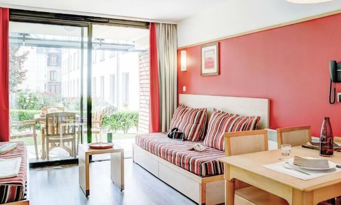 Loches Apartment | Résidence Pierre & Vacances Le Moulin des Cordeliers*** - Apartment for 5 people - 1 bedroom - Terrace or balcony
