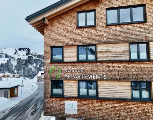 Faschina Apartment | Rössle Appartements und Sport Rössle Skiverleih & Sportgeschäft