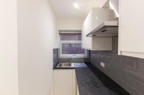 Southampton House | Radstock Road - Room 4a