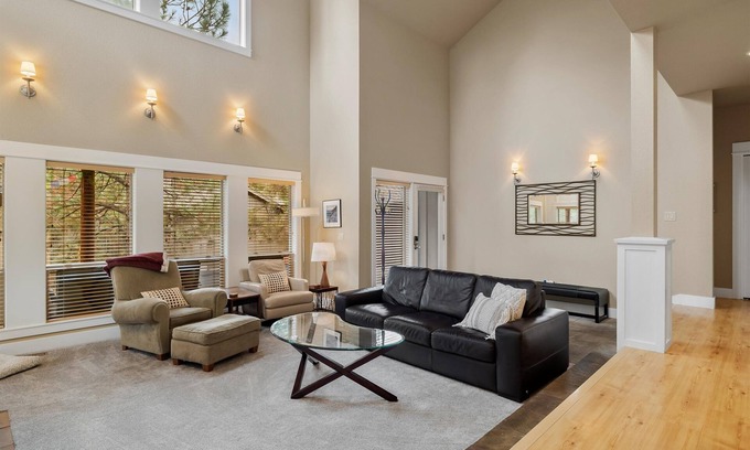 RiverWild House | Rafters Court River Wild | Mt Bachelor Village Resort, pool hot tub pet (dog) friendly