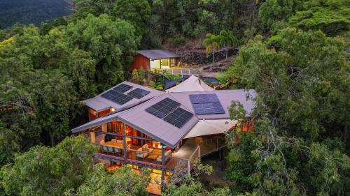 Smithfield House | Rainforest Treehouse Sanctuary - with ocean views