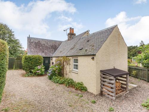 Newtyle House | Ralston Bothy
