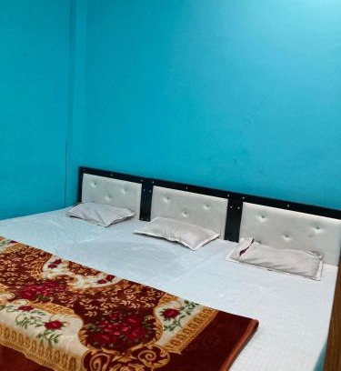 Ujjain House | Ramashrya Homestay Peaceful Stay Near Mahakal & Railway Station