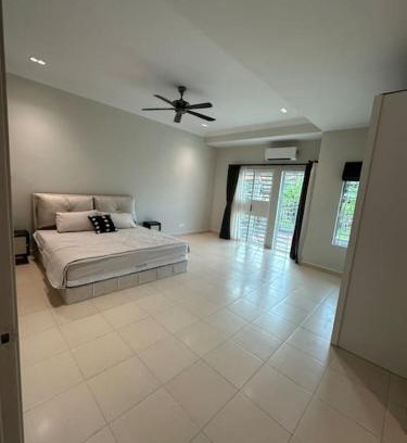 Teras House | Raub Newly French Style Homestay劳勿全新民宿-靠近榴莲园