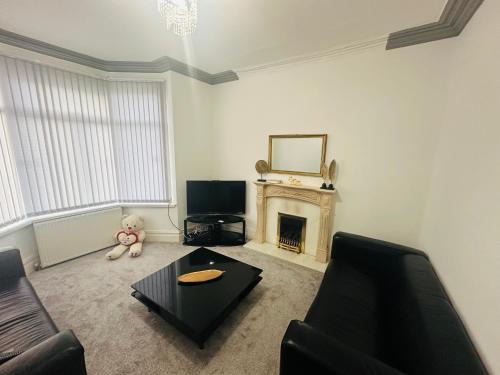 Middlesbrough House | Raza House