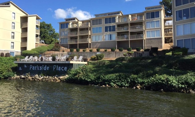 Osage Beach Condo | Recently Updated Waterfront Condo
