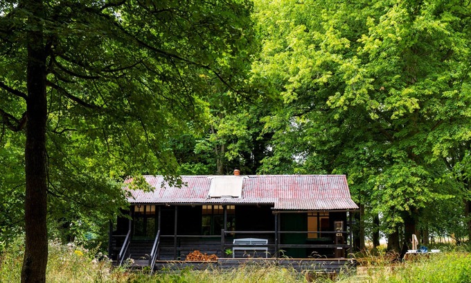 Maidensgrove Cabin | Red Kite Retreat - Red Kite Cabin