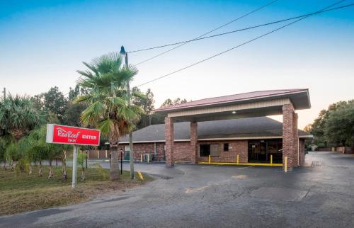 Westside Hotel | Red Roof Inn Baldwin