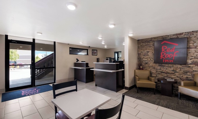 Graysville Hotel | Red Roof Inn Chattanooga - Hamilton Place