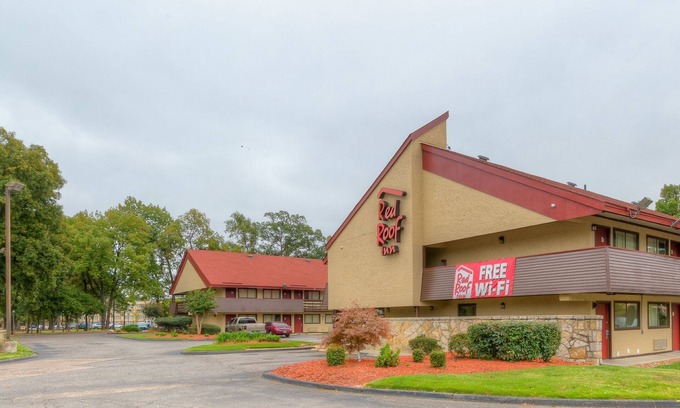 Ellendale Hotel | Red Roof Inn Memphis East