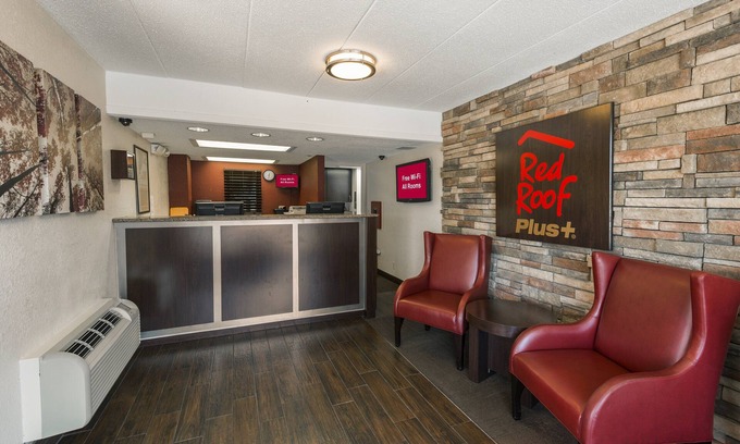 The Hill Hotel | Red Roof Inn PLUS+ St Louis - Forest Park/Hampton Ave