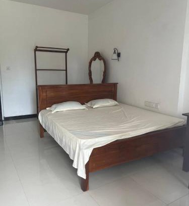 Dickwella Apartment | Red Uncle's House R1