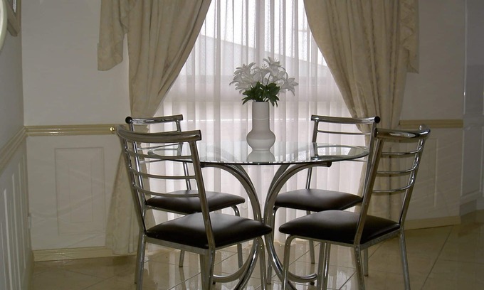 Redcliffe Apartment | "Redcliffe Villa" - Redcliffe Q 4020
