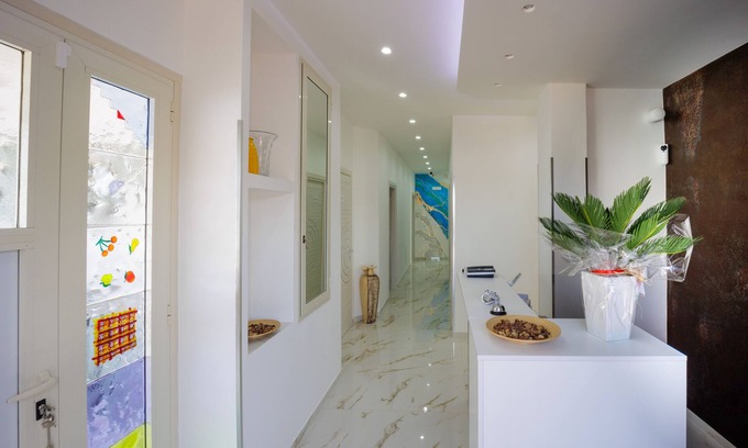 Naples House | REDDIMUS Guest House