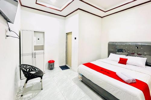 Berastagi Hotel | RedDoorz at Hardi Homestay near Funland Berastagi
