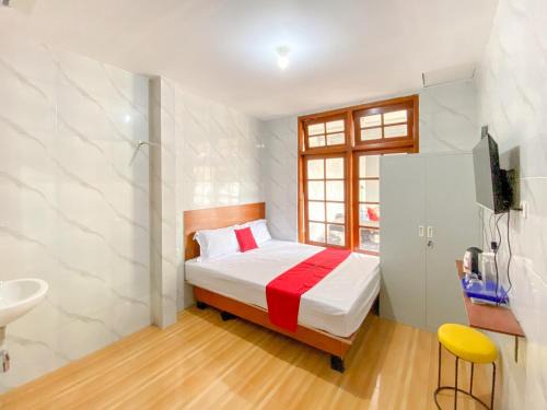 Magelang Hotel | RedDoorz near RSUD Tidar Magelang