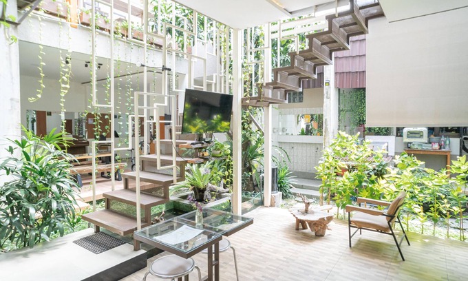 Dinoyo Hotel | RedDoorz Syariah near Transmart MX Malang