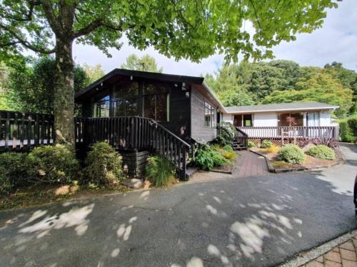 Lynmore House | Redwood Hub
