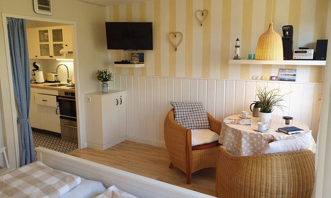 Reichenau Condo | Reichenau Island, indoor pool & sauna for free, Wi-Fi, lake 200 m, Konstanz 7 km