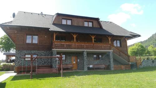 Pruzina House | Rekreačné zariadenie Chmelisko