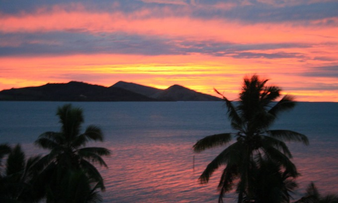 Nananu-i-Ra House | Relax and unwind in paradise - absolute beach front holiday home