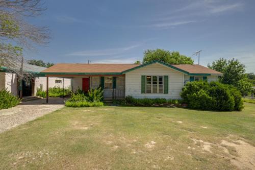 Lake Whitney House | Relax By Lake, Hike From Your Door Whitney Home
