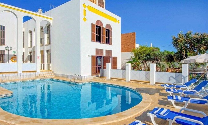 Cerro de Aguia Villa | Relax by the pool at Villa Mar, minutes from Sao Rafael’s beaches
