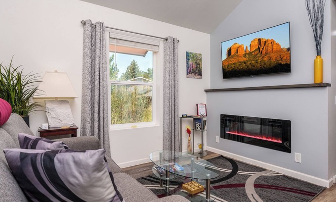 West Sedona House | Relax In Luxury! ✯ High Speed Wi-Fi ✯ Washer/Dryer ✯ Dishwasher ✯ Free Parking!