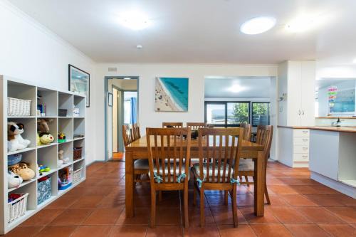 San Remo House | Relax in San Remo Pets Welcome