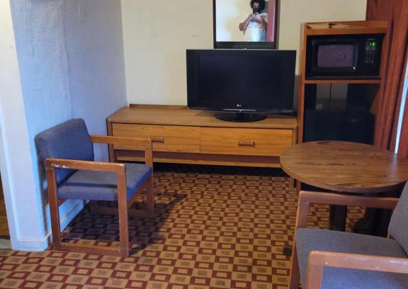 Ranger Hotel | Relax Inn Ranger
