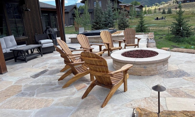Edwards House | Relax, rejuvenate in new modern mountain home in Eagle- special fall rates!