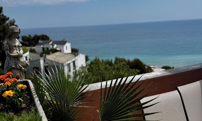 Arenzano House | Relaxing 3BR w/Sea View Terrace in Arenzano