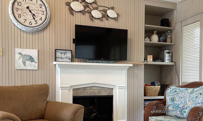 Sailhouse Condo | Relaxing Condo w/ Fast WiFi, Shared Pool, Pool Spa, Tennis, & Boat Dock Rockport
