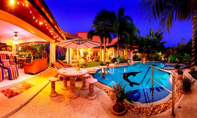 Nong Pla Lai Villa | Relaxing Palm Pool Villa, & Tropical Illuminated Garden & Private Swimming Pool.
