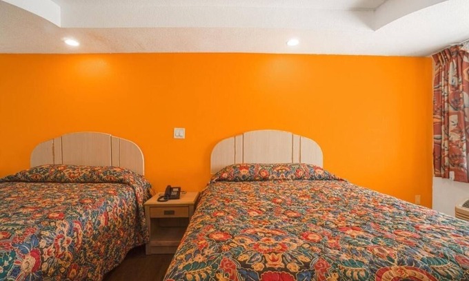 North Beach Hotel | Relaxing Stay by North Beach & Texas Aquarium – Pets Allowed