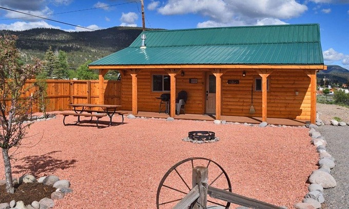 South Fork House | Remodeled, Mountain View Cabin w/Fireplace, Firepit & WiFi - Dogs Welcome