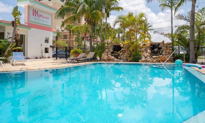 Bay Esplanade Apartment | Renovated 2025 - Retro Beach Oasis with Color Pop