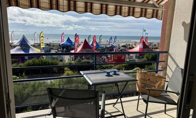 Notre-Dame-de-Monts Apartment | Renovated Apartment 4 ppl - Sea View - PARKING - Pets Allowed