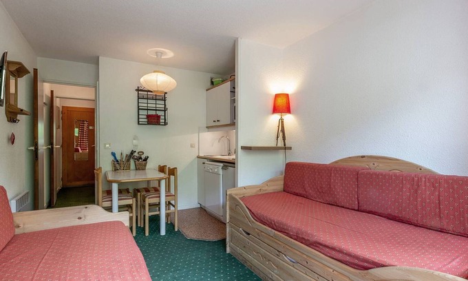 Les Allues Apartment | Renovated apartment in Méribel Mottaret - Near slopes!