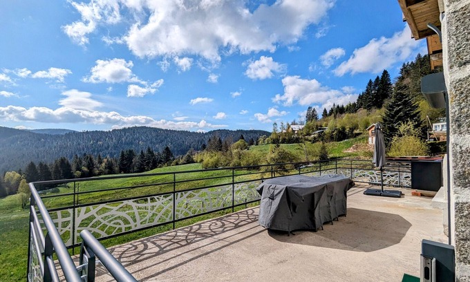 Gerardmer Cottage | Renovated farmhouse in Gérardmer, 3 bedrooms, modern comfort