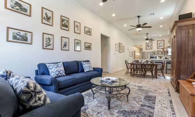 West Riverside House | Renovated Historic 4BR House Near Magazine St & Uptown