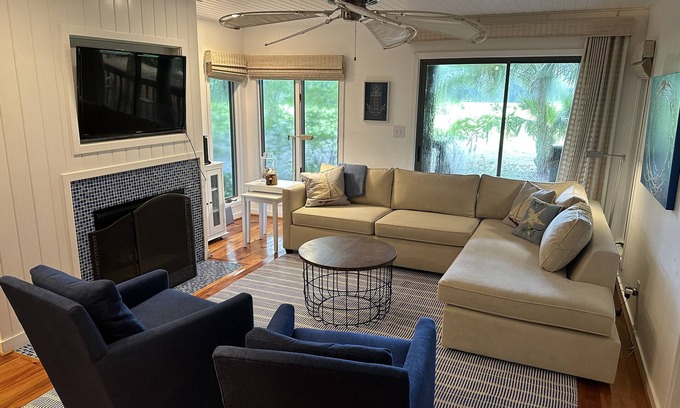 Kiawah Island Villa | Renovated Park Side Villa - convenient 1st floor