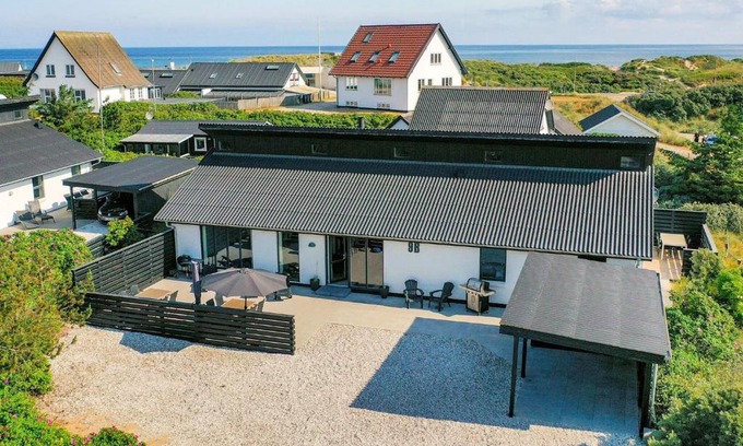 Vorupør House | Renovated Retreat with Pool - By Traum Ferienwohnungen